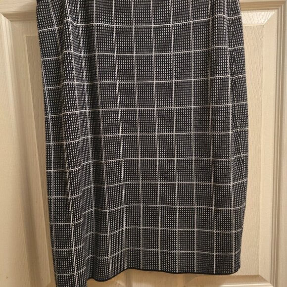 White House Black Market (WHBM) Windowpane Peplum Top & Skirt - Picture 3 of 4